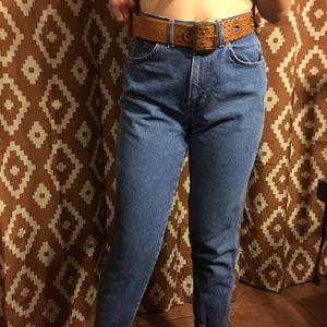 Vintage chic mom jeans